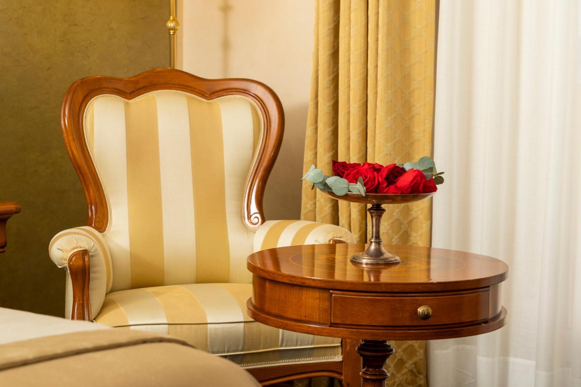 Hotel Niko Zadar Ngoại thất bức ảnh
